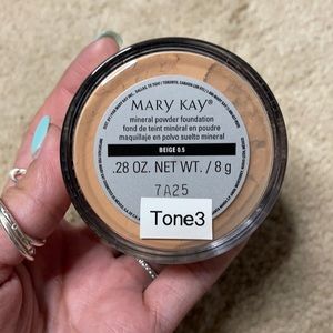 MARY KAY MINERAL POWDER
